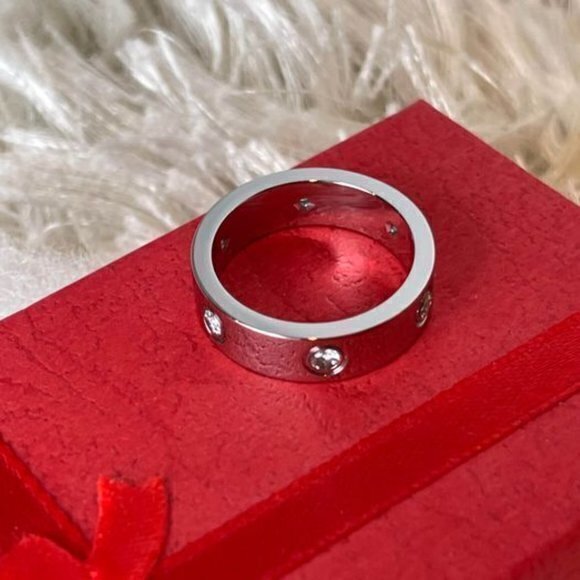 Forever In Love Ring - Stainless Steel SILVER TONE with stone Size‎ 8Forever In - Picture 2 of 8